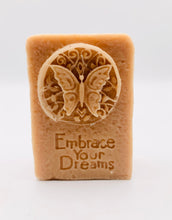 Load image into Gallery viewer, Handmade vegan soaps featuring a set of two positive quote soaps, gift boxed in beautiful eco friendly packaging. embrace your dreams and life’s good wording. crafted with natural French clays, activated charcoal and essential oils. a eco-friendly, zero waste gift that’s cruelty-free, skin-nourishing, and perfect for birthday gifts and friendship gifts. Small Business UK