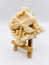 Load image into Gallery viewer, Handmade vegan soaps featuring a detailed dragonfly, in beautiful eco friendly packaging. crafted with natural French clays, activated charcoal and essential oils. a eco-friendly, zero waste gift that’s cruelty-free, skin-nourishing, the perfect gift for dragonfly lovers or for animal lovers. small business UK