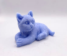 Load image into Gallery viewer, Handmade vegan soaps featuring a lazy cat, in beautiful eco friendly packaging. crafted with natural French clays, activated charcoal and essential oils. a eco-friendly, zero waste gift that’s cruelty-free, skin-nourishing, the perfect gift for cat lovers or for animal lovers. small business UK