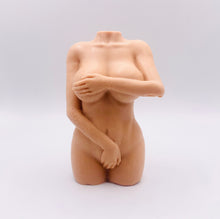 Load image into Gallery viewer, Handmade vegan soaps featuring an athletic female sculpture, packaged in beautiful eco friendly packaging. crafted with natural French clays, activated charcoal and essential oils. a eco-friendly, zero waste gift that’s cruelty-free, skin-nourishing, the perfect gift for valentines or pride gifts. small business UK