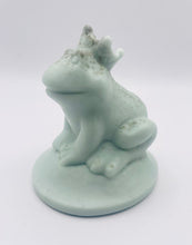 Load image into Gallery viewer, Handmade vegan soaps featuring a frog wearing a crown, in beautiful eco friendly packaging. crafted with natural French clays, activated charcoal and essential oils. a eco-friendly, zero waste gift that’s cruelty-free, skin-nourishing, the perfect gift for frog lovers or for animal lovers. small business UK