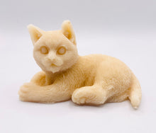 Load image into Gallery viewer, Handmade vegan soaps featuring a lazy cat, in beautiful eco friendly packaging. crafted with natural French clays, activated charcoal and essential oils. a eco-friendly, zero waste gift that’s cruelty-free, skin-nourishing, the perfect gift for cat lovers or for animal lovers. small business UK