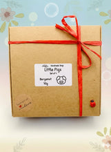 Load image into Gallery viewer, Pig Gift | pig lover gift | farm animal gift | cute pig gift | | Birthday gift, Christmas gift, Stocking filler, Little Pigs Vegan Soaps - Set of 4 90g - Gift Boxed Eco conscious gift This cute set of four gorgeous pig soaps are the perfect gift for any pig or farm animal lover! Beautifully gift boxed in eco friendly packaging, ready to give your loved one.