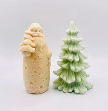 Load image into Gallery viewer, Handmade vegan Father Christmas and Christmas tree shaped vegan soaps gift boxed beautifully in eco friendly packaging. crafted with natural French clays, activated charcoal and essential oils. a eco-friendly, zero waste gift that’s cruelty-free, skin-nourishing, and perfect for animal lovers.
Perfect for Christmas gifts, secret Santa and stocking fillers. Small business UK