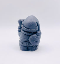 Load image into Gallery viewer, Handmade vegan Father Christmas shaped vegan soaps gift bagged in eco friendly packaging. crafted with natural French clays, activated charcoal and essential oils. a eco-friendly, zero waste gift that’s cruelty-free, skin-nourishing, and perfect for animal lovers.
Perfect for Christmas gifts, secret Santa and stocking fillers. Small business UK