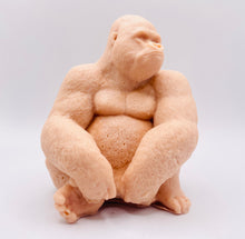 Load image into Gallery viewer, Handmade vegan soaps featuring a huge detailed gorilla soap gift boxed in beautiful eco friendly packaging crafted with natural French clays, activated charcoal and essential oils. a eco-friendly, zero waste gift that’s cruelty-free, skin-nourishing, and perfect for gorilla lovers, gifts for him and animal themed gifts. small business UK