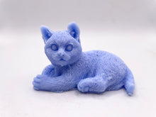 Load image into Gallery viewer, Handmade vegan soaps featuring a lazy cat, in beautiful eco friendly packaging. crafted with natural French clays, activated charcoal and essential oils. a eco-friendly, zero waste gift that’s cruelty-free, skin-nourishing, the perfect gift for cat lovers or for animal lovers. small business UK