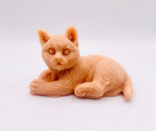 Load image into Gallery viewer, Handmade vegan soaps featuring a lazy cat, in beautiful eco friendly packaging. crafted with natural French clays, activated charcoal and essential oils. a eco-friendly, zero waste gift that’s cruelty-free, skin-nourishing, the perfect gift for cat lovers or for animal lovers. small business UK
