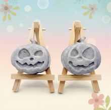 Load image into Gallery viewer, Spooky Halloween Gift Set. Handmade Charcoal Vegan Soap | Spooky Decor UK