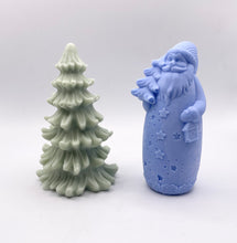 Load image into Gallery viewer, Handmade vegan Father Christmas and Christmas tree shaped vegan soaps gift boxed beautifully in eco friendly packaging. crafted with natural French clays, activated charcoal and essential oils. a eco-friendly, zero waste gift that’s cruelty-free, skin-nourishing, and perfect for animal lovers.
Perfect for Christmas gifts, secret Santa and stocking fillers. Small business UK