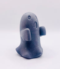 Load image into Gallery viewer, Handmade vegan soaps shaped as a cute ghost. crafted with natural French clays, activated charcoal and essential oils. a eco-friendly, zero waste gift that’s cruelty-free, skin-nourishing, and perfect for Halloween and gifting. Small Business UK