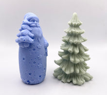 Load image into Gallery viewer, Handmade vegan Father Christmas and Christmas tree shaped vegan soaps gift boxed beautifully in eco friendly packaging. crafted with natural French clays, activated charcoal and essential oils. a eco-friendly, zero waste gift that’s cruelty-free, skin-nourishing, and perfect for animal lovers.
Perfect for Christmas gifts, secret Santa and stocking fillers. Small business UK