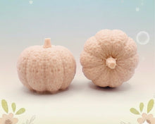 Load image into Gallery viewer, Pumpkin Gift Set | Handmade Vegan Soap | Halloween | Spooky Autumn Decor UK