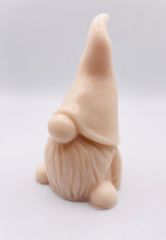 Load image into Gallery viewer, Handmade vegan soap featuring a chunky gnome packed in beautiful eco friendly packaging. crafted with natural French clays, activated charcoal and essential oils. a eco-friendly, zero waste gift that’s cruelty-free, skin-nourishing, and perfect for gnome lovers or animal themed gifts. Small business UK
