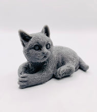 Load image into Gallery viewer, Handmade vegan soaps featuring a lazy cat, in beautiful eco friendly packaging. crafted with natural French clays, activated charcoal and essential oils. a eco-friendly, zero waste gift that’s cruelty-free, skin-nourishing, the perfect gift for cat lovers or for animal lovers. small business UK