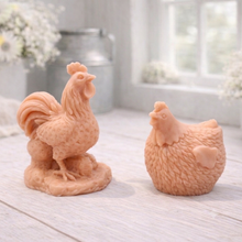 Load image into Gallery viewer, Two chicken and rooster vegan soaps figure gift set
