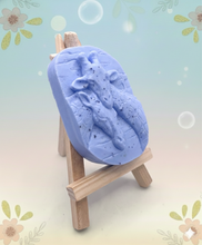 Load image into Gallery viewer, Handmade vegan soaps featuring two nuzzling giraffes in beautiful eco friendly packaging. crafted with natural French clays, activated charcoal and essential oils. a eco-friendly, zero waste gift that’s cruelty-free, skin-nourishing, the perfect gift for giraffe lovers, or for animal lover gifts. small business UK