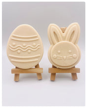Load image into Gallery viewer, Easter Gift UK, Easter hamper, Eco conscious gifts, Easter Rabbit and Egg Vegan Soaps Set of 2 - Gift Boxed
Easter isn’t just about chocolate (though we love that too)! Treat your loved ones to something a little different this year with our handmade vegan, Easter Gift Set—because clean hands should be just as fun as sticky fingers! zero waste gifts UK. handmade gifts UK. Handmade home style UK. BrIrish made. Handmade UK.
Modern gifts UK. Vegan soap UK.