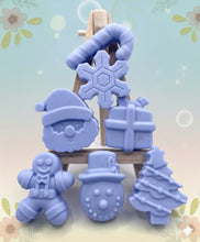 Load image into Gallery viewer, Handmade vegan Christmas shaped vegan soaps gift boxed. crafted with natural French clays, activated charcoal and essential oils. a eco-friendly, zero waste gift that’s cruelty-free, skin-nourishing, and perfect for gifting. small business UK