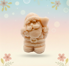 Load image into Gallery viewer, Handmade vegan Father Christmas shaped vegan soaps gift bagged in eco friendly packaging. crafted with natural French clays, activated charcoal and essential oils. a eco-friendly, zero waste gift that’s cruelty-free, skin-nourishing, and perfect for animal lovers.
Perfect for Christmas gifts, secret Santa and stocking fillers. Small business UK