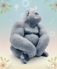 Load image into Gallery viewer, Handmade vegan soaps featuring a huge detailed gorilla soap gift boxed in beautiful eco friendly packaging crafted with natural French clays, activated charcoal and essential oils. a eco-friendly, zero waste gift that’s cruelty-free, skin-nourishing, and perfect for gorilla lovers, gifts for him and animal themed gifts. small business UK