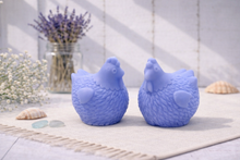 Load image into Gallery viewer, Set of two blue chickens / hens vegan soap gift set