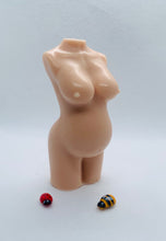 Load image into Gallery viewer, Baby Shower Gift | Mum to Be Gift | Baby Shower Favours | New Mum Gift | Pregnancy Gift | Handmade vegan pregnant lady–shaped soap, 100g, made with natural ingredients and essential oils, eco‑friendly packaging by Soap Simple Creations Etsy UK