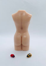 Load image into Gallery viewer, Baby Shower Gift | Mum to Be Gift | Baby Shower Favours | New Mum Gift | Pregnancy Gift | Handmade vegan pregnant lady–shaped soap, 100g, made with natural ingredients and essential oils, eco‑friendly packaging by Soap Simple Creations Etsy UK