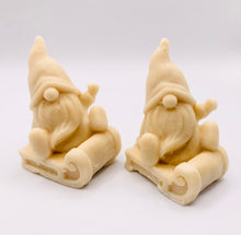 Load image into Gallery viewer, Little Gonks On Sleighs 50g - Set of 2 - Gift Boxed
