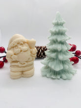 Load image into Gallery viewer, Santa &amp; Tree Gift Set 165g
