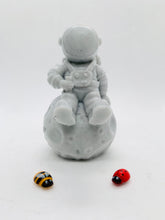 Load image into Gallery viewer, Astronaut &amp; Moon Soap 75g

