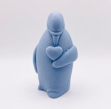 Load image into Gallery viewer, Penguin &amp; Heart 100g
