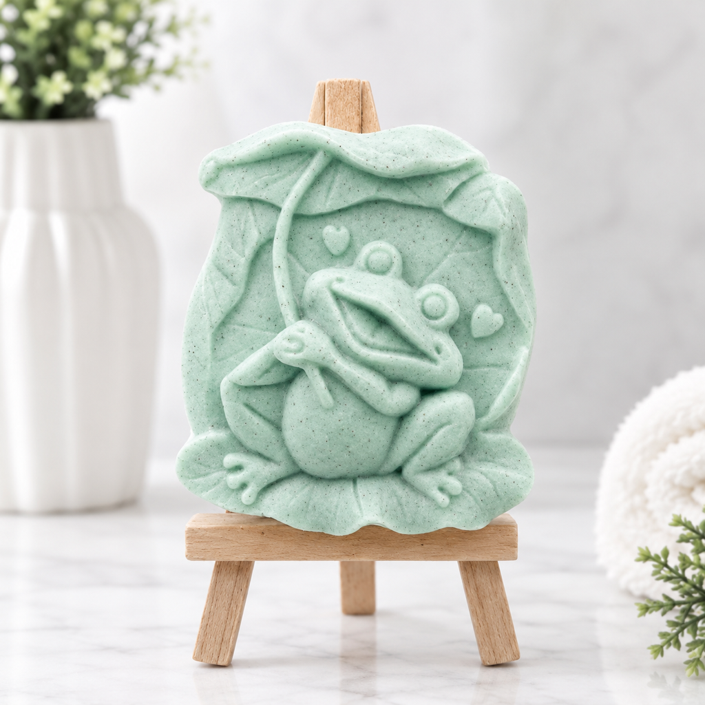 Detailed artisan novelty frog soap, handmade vegan soap with natural ingredients, Green French clay colour, detailed cruelty-free animal design