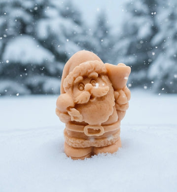 Handmade vegan Father Christmas shaped vegan soaps gift bagged in eco friendly packaging.  crafted with natural French clays, activated charcoal and essential oils. a eco-friendly, zero waste gift that’s cruelty-free, skin-nourishing, and perfect for animal lovers.

Perfect for Christmas gifts, secret Santa and stocking fillers. Small business UK