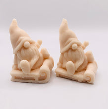 Load image into Gallery viewer, Little Gonks On Sleighs 50g - Set of 2 - Gift Boxed
