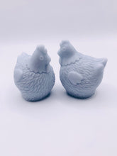 Load image into Gallery viewer, Chickens / Hens 80g - Set of 2 - Gift Boxed
