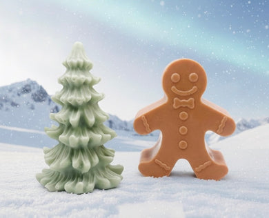 Handmade vegan soaps shaped as a gingerbread man and a Christmas’s tree, gift boxed. crafted with natural French clays, activated charcoal and essential oils. a eco-friendly, zero waste gift that’s cruelty-free, skin-nourishing, and perfect for secret Santa and Christmas gifting . small business UK