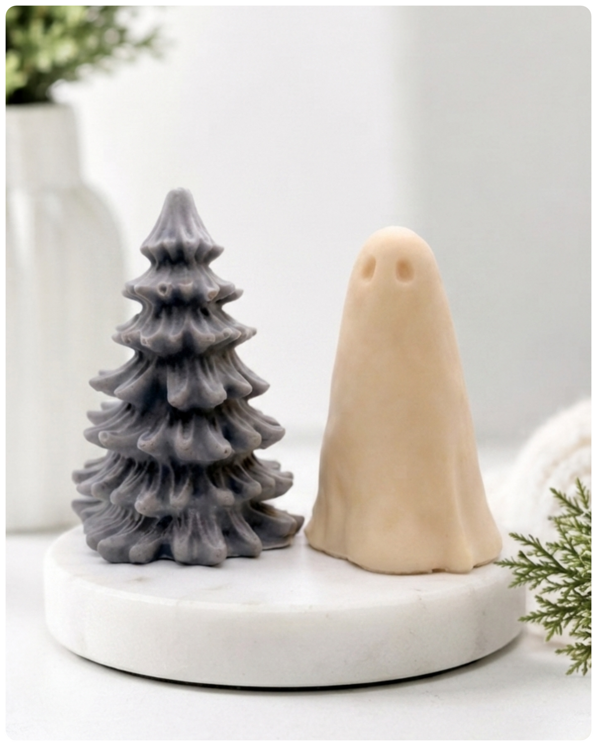 Gray Christmas tree-shaped vegan soap and white ghost soap gift set 