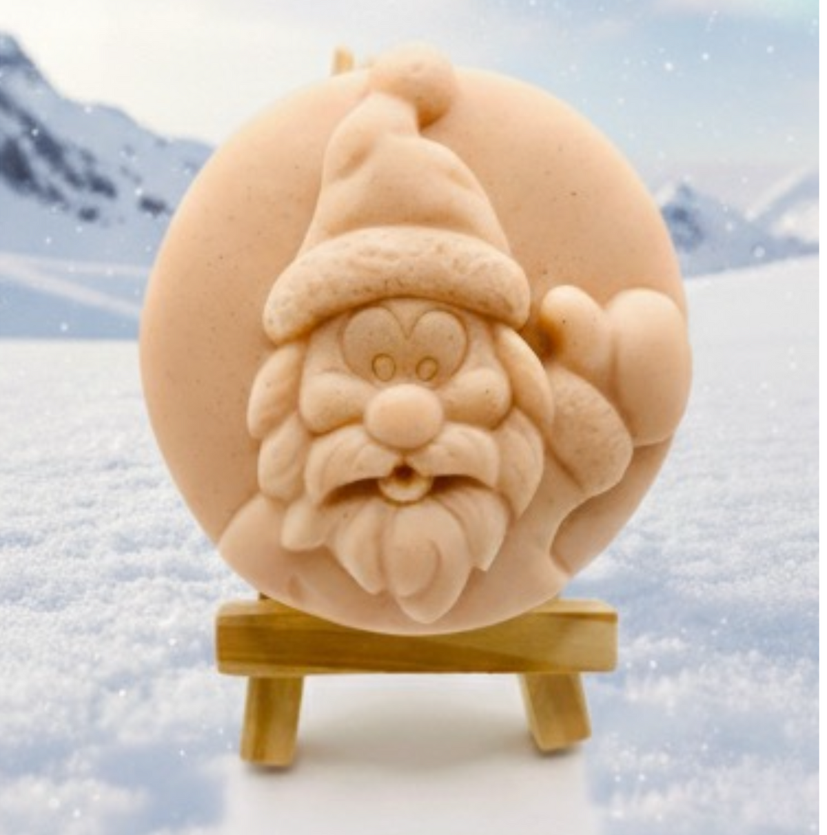 Handmade vegan traditional Santa Claus face shaped vegan soaps.  crafted with natural French clays, activated charcoal and essential oils. a eco-friendly, zero waste gift that’s cruelty-free, skin-nourishing, and perfect for Christmas gifts, secret Santa and stocking fillers. Small business UK