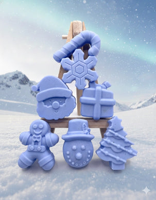 Handmade vegan Christmas  shaped vegan soaps gift boxed.  crafted with natural French clays, activated charcoal and essential oils. a eco-friendly, zero waste gift that’s cruelty-free, skin-nourishing, and perfect for gifting. small business UK