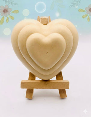 Handmade vegan soaps featuring a beautiful heart in beautiful eco friendly packaging crafted with natural French clays, activated charcoal and essential oils. a eco-friendly, zero waste gift that’s cruelty-free, skin-nourishing, and perfect for valentines day and romantic themed gifts. small business UK