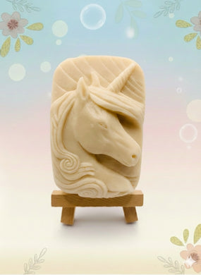 Handmade vegan soaps featuring a unicorn head and wrapped in beautiful eco friendly packaging crafted with natural French clays, activated charcoal and essential oils. a eco-friendly, zero waste gift that’s cruelty-free, skin-nourishing, and perfect gift for unicorn lovers. small business UK