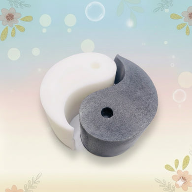 Handmade vegan soaps featuring a set of two yin and yang soaps, beautifully gift boxed in eco friendly packaging. crafted with natural French clays, activated charcoal and essential oils. a eco-friendly, zero waste gift that’s cruelty-free, skin-nourishing, and perfect for yoga lover gifts and gifts for her. Small business UK