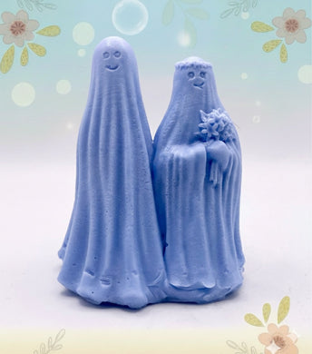 Handmade vegan soaps shaped as a ghost bride and groom. crafted with natural French clays, activated charcoal and essential oils. a eco-friendly, zero waste gift that’s cruelty-free, skin-nourishing, and perfect for Halloween weddings and gifting.
small business UK