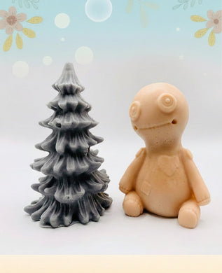 Handmade vegan soaps featuring a voodoo doll and christmas tree gift boxed in beautiful eco friendly packaging crafted with natural French clays, activated charcoal and essential oils. a eco-friendly, zero waste gift that’s cruelty-free, skin-nourishing, and perfect for creepmas gifts and horror gifts. small business UK