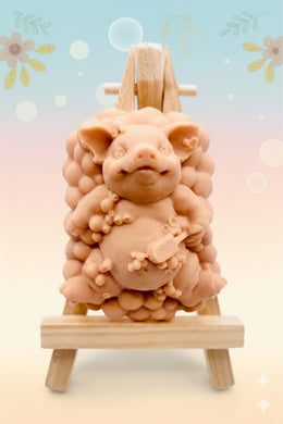 Handmade vegan soaps featuring a pig surrounded with bubbles with a scrubbing brush in beautiful eco friendly packaging. crafted with natural French clays, activated charcoal and essential oils. a eco-friendly, zero waste gift that’s cruelty-free, skin-nourishing, the perfect gift for any pig or animal lover. UK Small Business