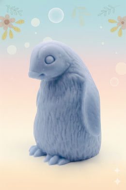 Handmade vegan soaps featuring a chunky penguin wrapped in beautiful eco friendly packaging crafted with natural French clays, activated charcoal and essential oils. a eco-friendly, zero waste gift that’s cruelty-free, skin-nourishing, and perfect for christmas gifts and penguin lovers. small business UK