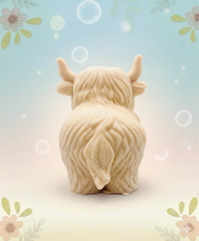 Load image into Gallery viewer, Handmade vegan soaps featuring a  large detailed highland cow. crafted with natural French clays, activated charcoal and essential oils. a eco-friendly, zero waste gift that’s cruelty-free, skin-nourishing, and perfect for highland coo lovers and animal themed gifts. small business UK
