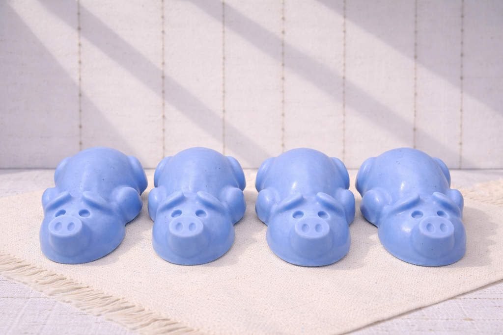 This cute set of four gorgeous pig soaps are the perfect gift for any pig or farm animal lover