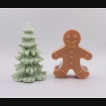Load and play video in Gallery viewer, Gingerbread Man &amp; Christmas Tree Vegan Soaps 200g - Gift Boxed | Christmas Gift | Secret Santa Gift | Stocking Filler
